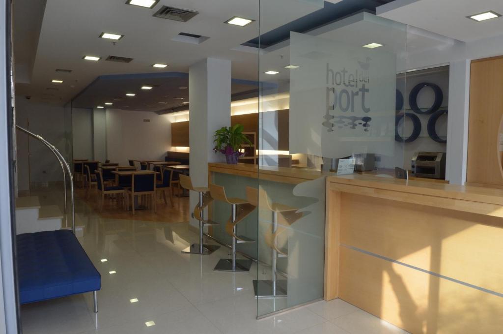 Hotel Del Port Sant Carles De La Rapita Ngoại thất bức ảnh