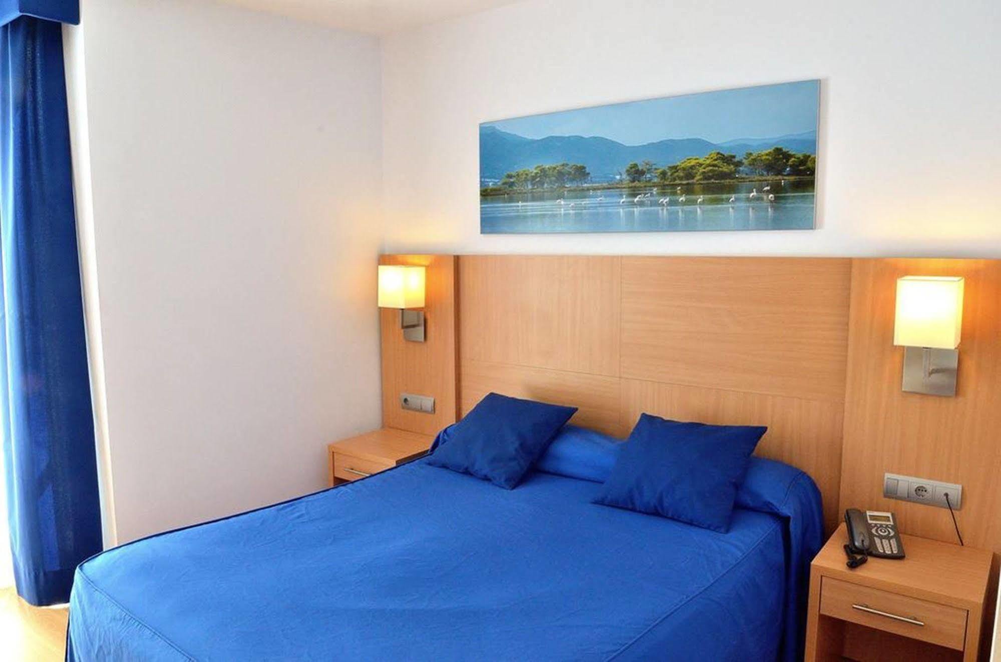Hotel Del Port Sant Carles De La Rapita Ngoại thất bức ảnh