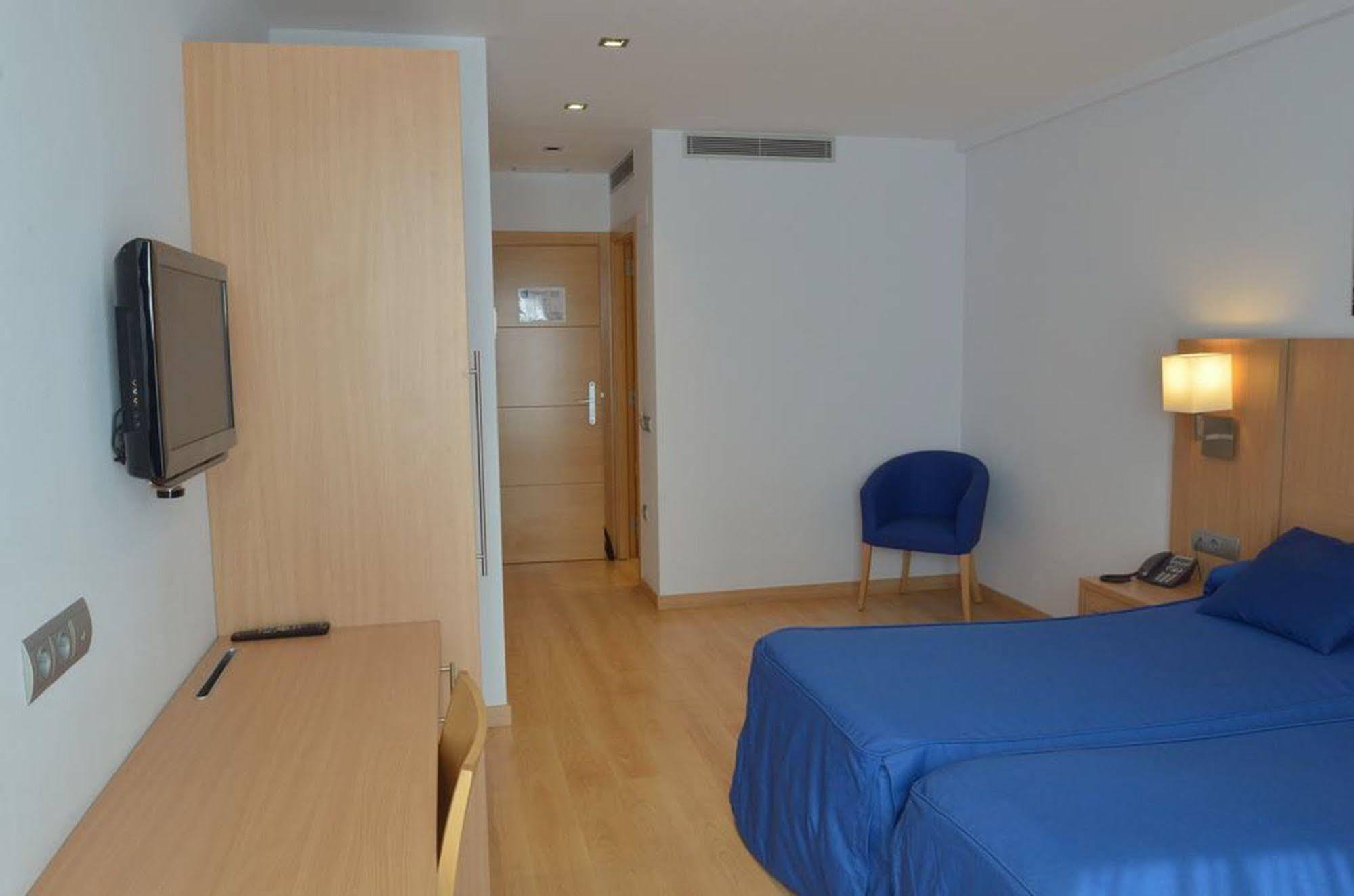 Hotel Del Port Sant Carles De La Rapita Ngoại thất bức ảnh